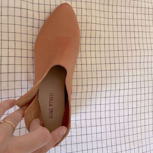 Sevilla Smith Terilyn - Picture 6 of 8